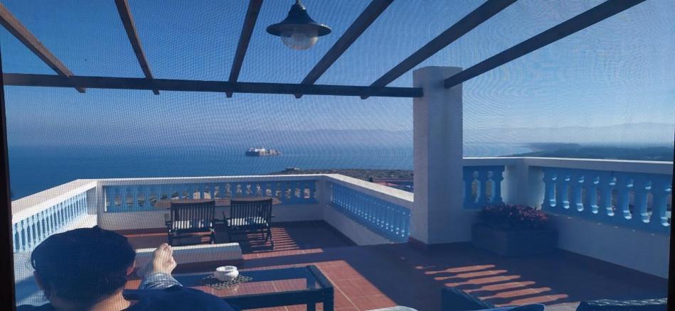 Casa Paca Alhucemas Guesthouse B&B ภายนอก รูปภาพ