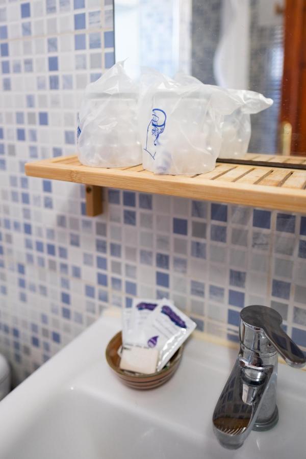 Casa Paca Alhucemas Guesthouse B&B ภายนอก รูปภาพ