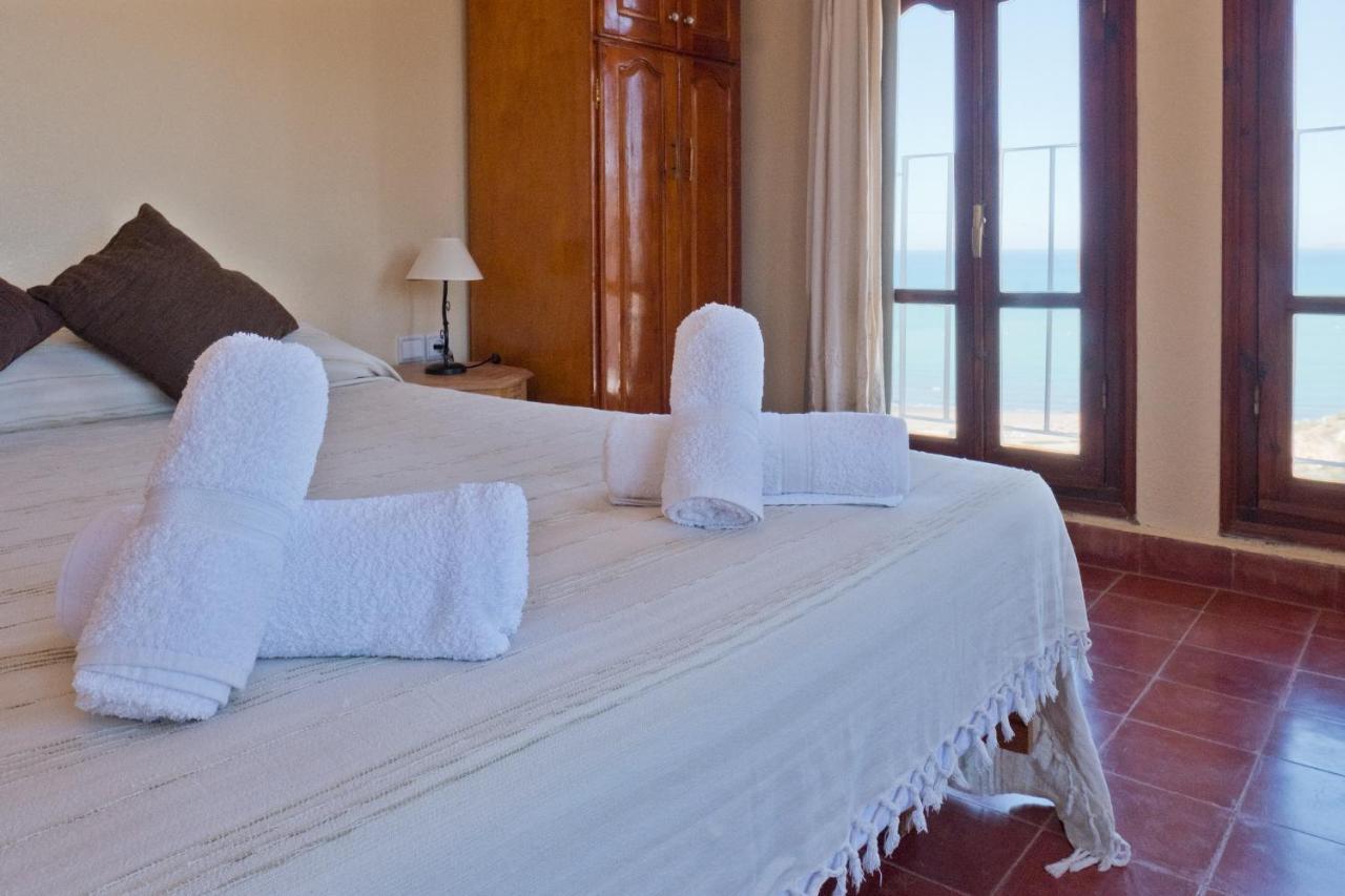 Casa Paca Alhucemas Guesthouse B&B ภายนอก รูปภาพ