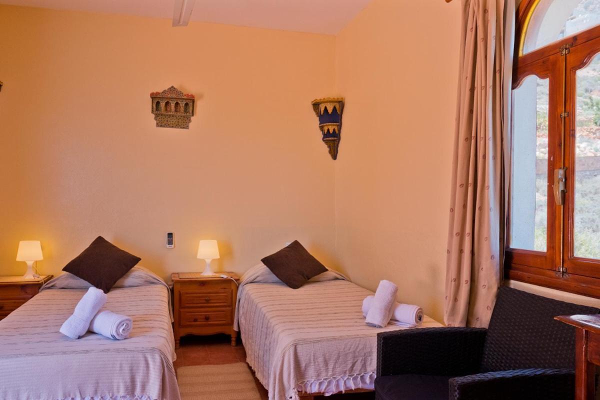 Casa Paca Alhucemas Guesthouse B&B ภายนอก รูปภาพ