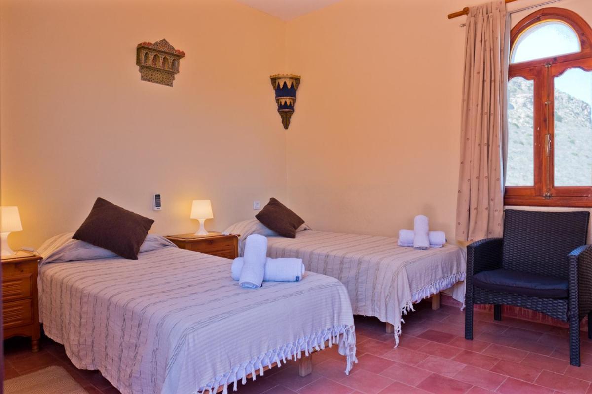 Casa Paca Alhucemas Guesthouse B&B ภายนอก รูปภาพ