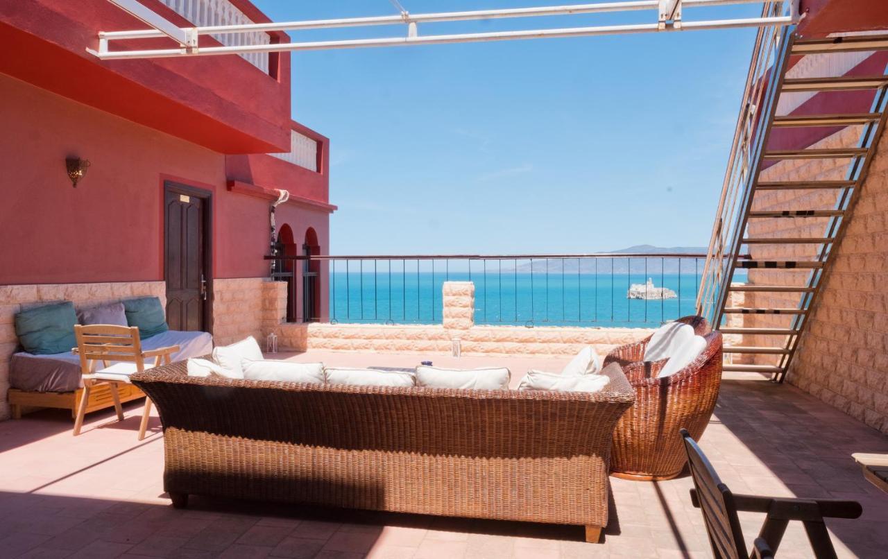 Casa Paca Alhucemas Guesthouse B&B ภายนอก รูปภาพ