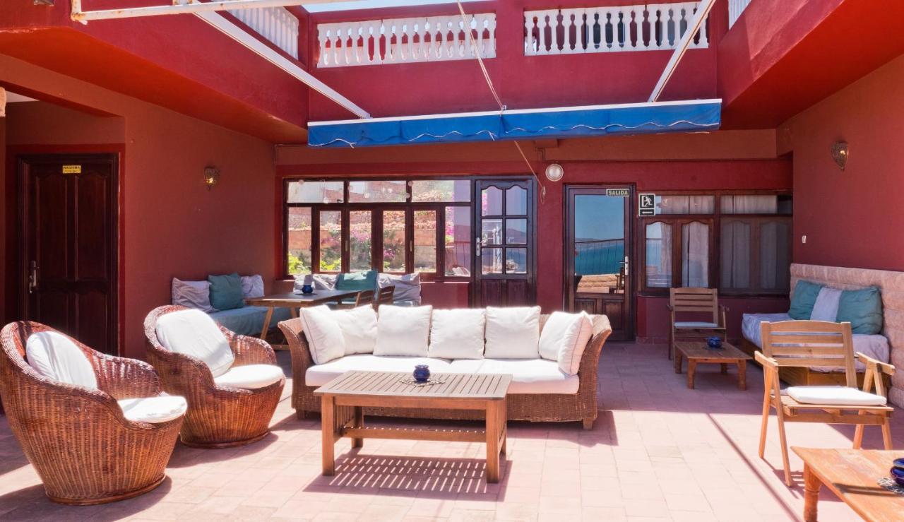 Casa Paca Alhucemas Guesthouse B&B ภายนอก รูปภาพ